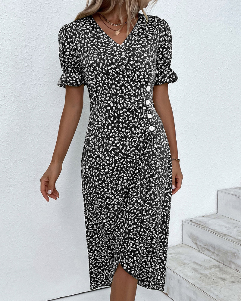 Adeline – Floral Print Dress with Short Sleeves – Light & Elegant
