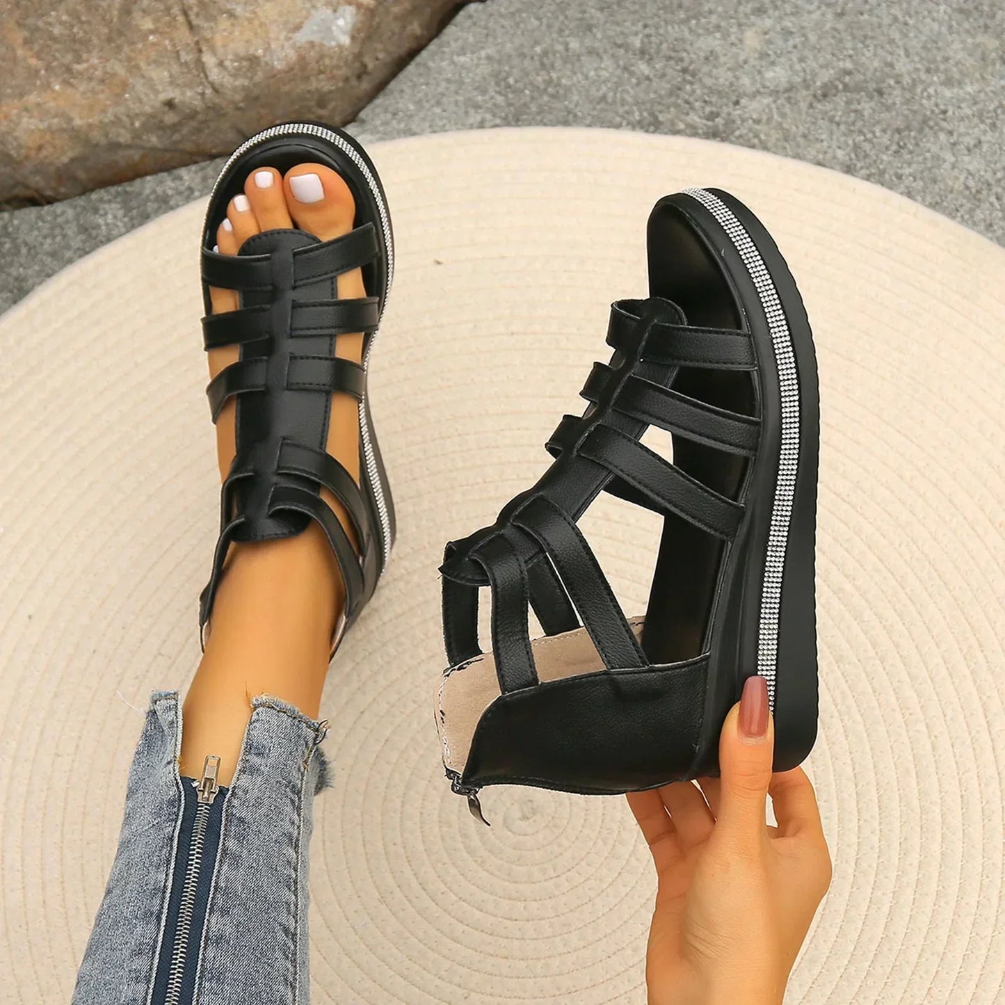 Akai - Women's Platform Sandals - Trendy & Comfortable