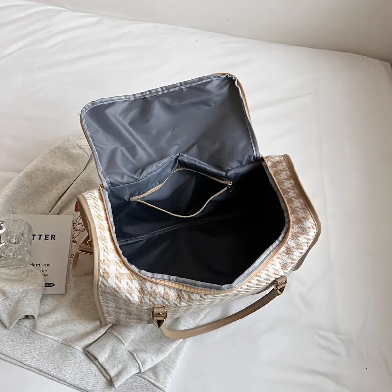 Madel - Large Travel Duffle Bag – Spacious & Durable
