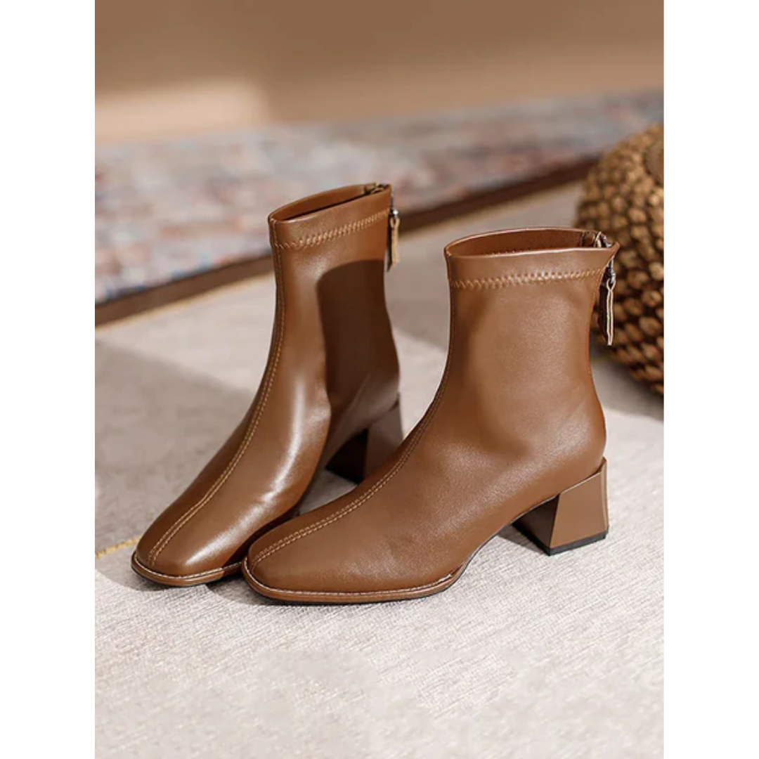 Anna – Fashionable Heeled Boots – Trendy & Sleek