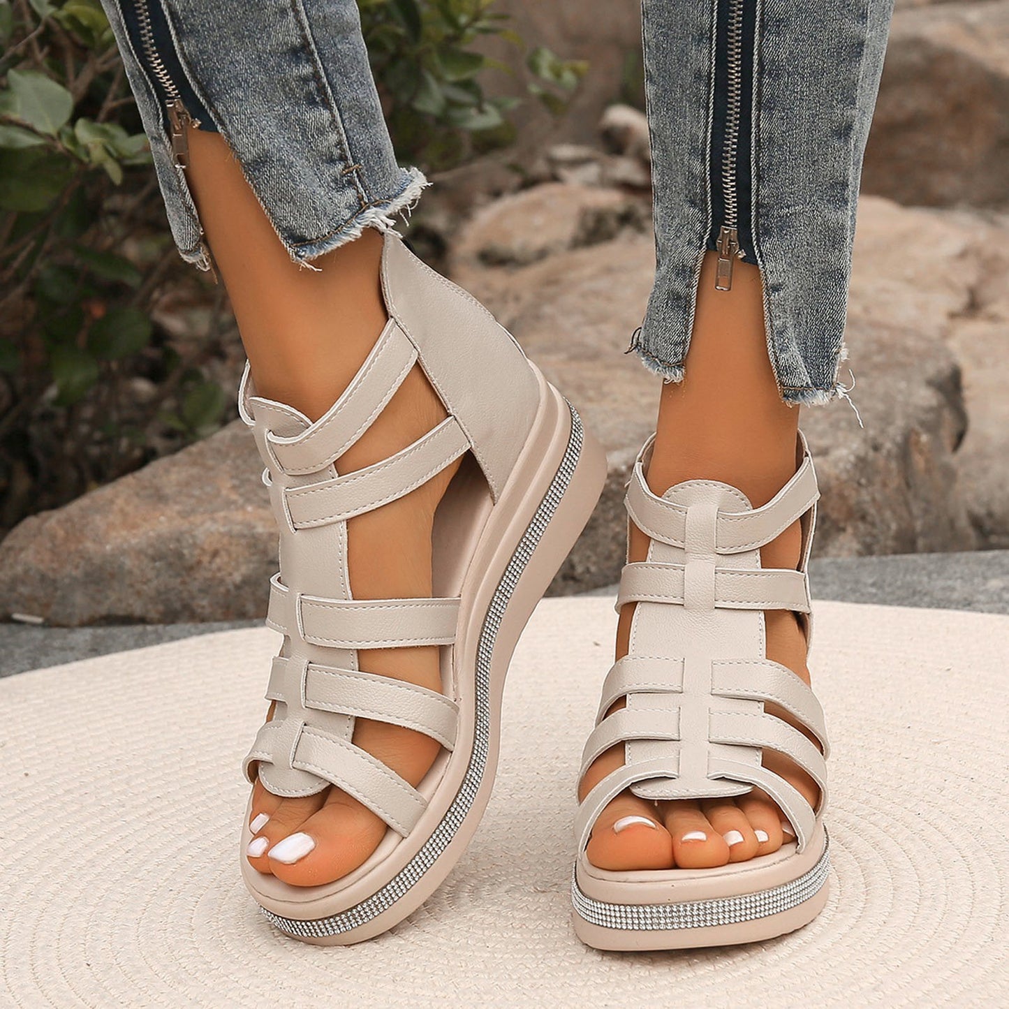 Akai - Women's Platform Sandals - Trendy & Comfortable