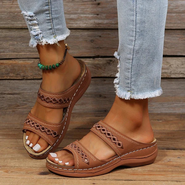 Batty – Stylish Orthopedic Sandals – Comfy & Supportive