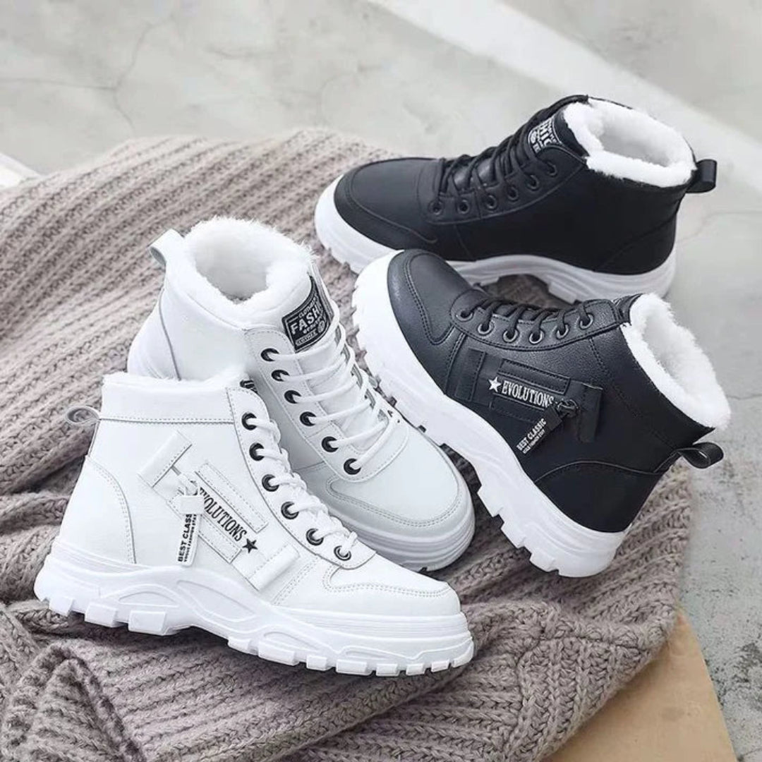 Mia – Flat Ankle Boots for Women – Casual & Trendy