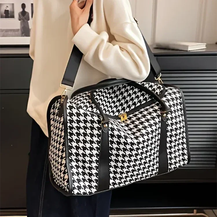Madel - Large Travel Duffle Bag – Spacious & Durable