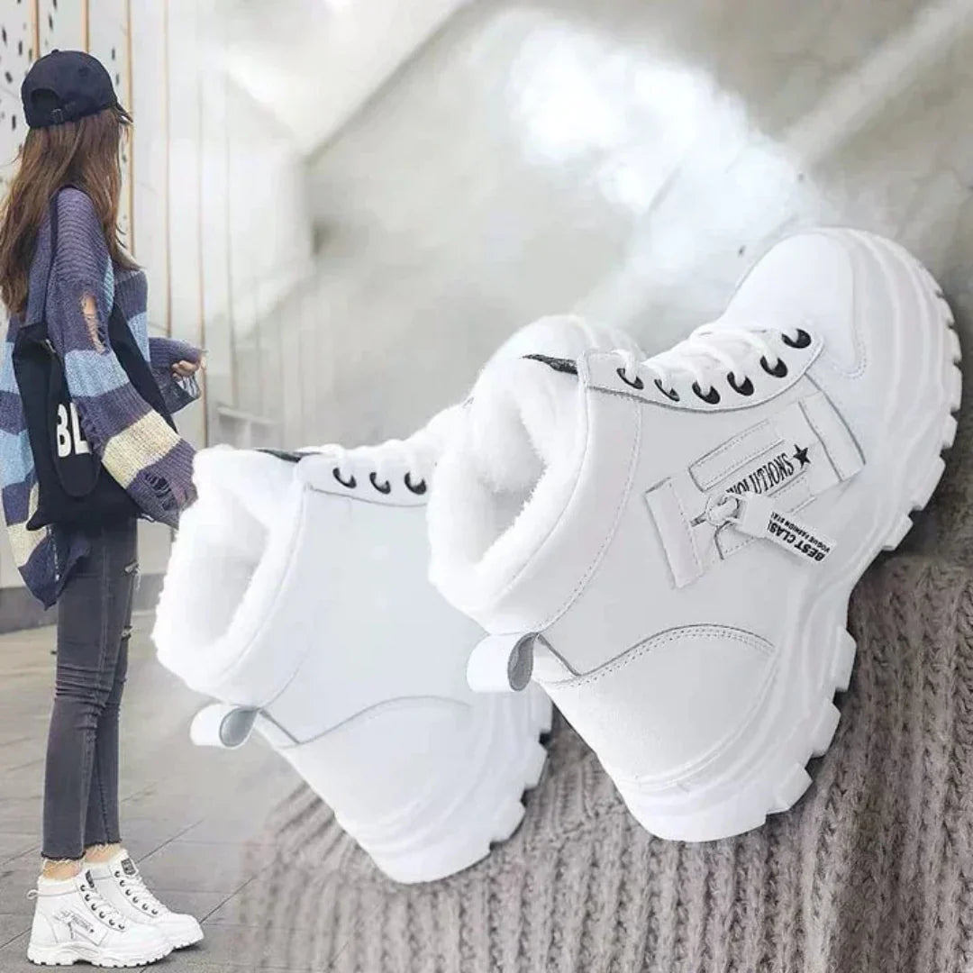 Mia – Flat Ankle Boots for Women – Casual & Trendy