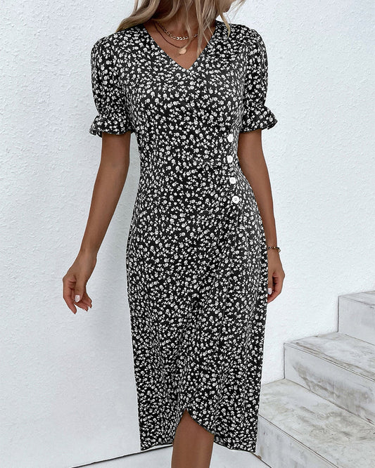 Adeline – Floral Print Dress with Short Sleeves – Light & Elegant