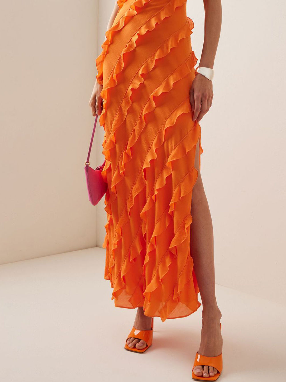 Amie - Elegant Sleeveless Slit Dress