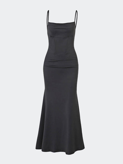 Sybil – Elegant Square Neck Dress – Flattering & Timeless