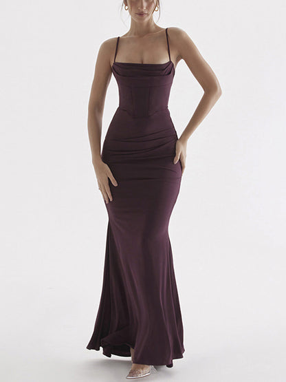 Sybil – Elegant Square Neck Dress – Flattering & Timeless