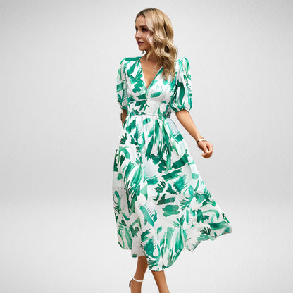 Aiko - Charming Dress with V-Neck